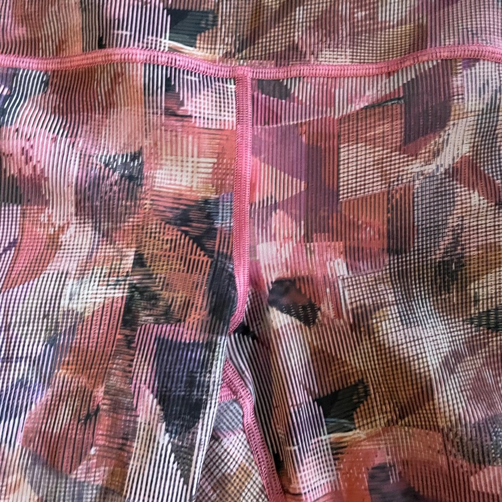 Lululemon On Pace Crop 21” - Sun Dazed Multi Pink - Picture 6 of 8